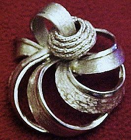 Large Coro silvertone brooch / pin