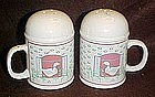 Large range shakers with goose and calico pattern