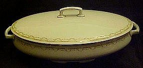 M&Z Austria Altrohlau covered oval casserole, roses