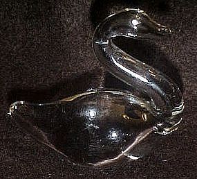 Crystal clear glass swan paperweight figurine