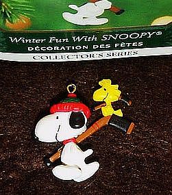 Hallmark keepsake miniature ornament, winer fun Snoopy