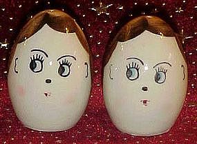 Vintage anthropomorphic egg head salt & pepper shakers