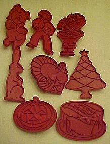 Set of 8  Tupperware Holiday cookie cutter assortment