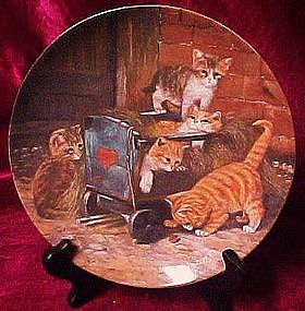 The playmates plate, Adventures on velvety paws series
