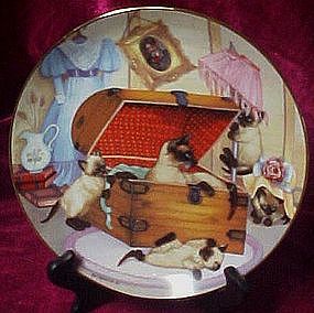 Attic Attack collector plate, Country Kitties series
