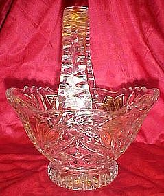 Tiara lead crystal 6 1/2" Rendevous  Basket