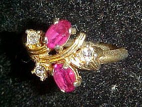Vintage 1975 Royal Radiance ring by Avon