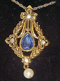 Avon Bold Traditions sapphire and pearl pendant