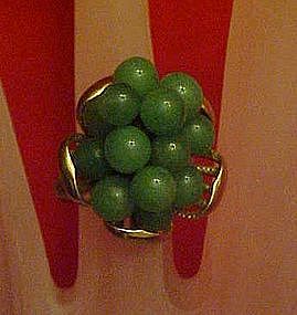 Vintage costume adjustable cluster ring of jade beads,