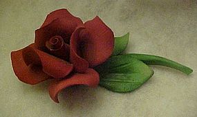 Napoleon Capodimonte stemmed red rose sculpture