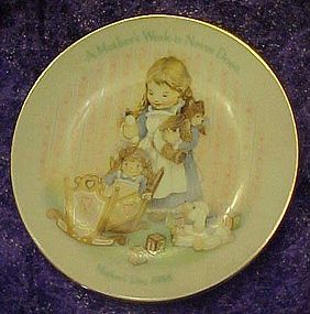 Avon Mothers Day 1988 plate, A Mothers work is never...
