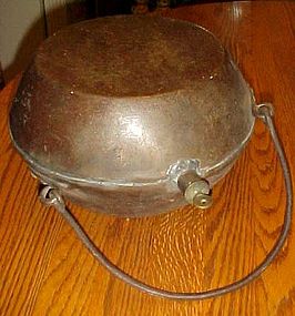 Antique metal bed warmer hot water filled, Yutampo