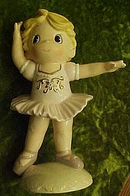 Large porcelain Ballerina figurine Prec Moments style