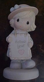 Precious Moments, Follow your Heart figurine 528080