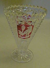 Hofbauer Byrds ruby flashed fan vase