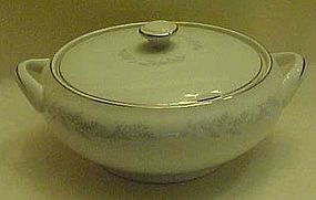 Royalton China EG3301 covered vegetable bowl