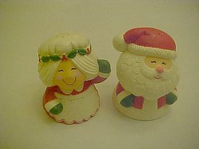 Hallmark Mr. & Mrs Santa Claus shakers waving