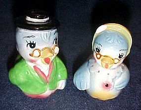 Vintage anthropomorphic blue birds  shakers