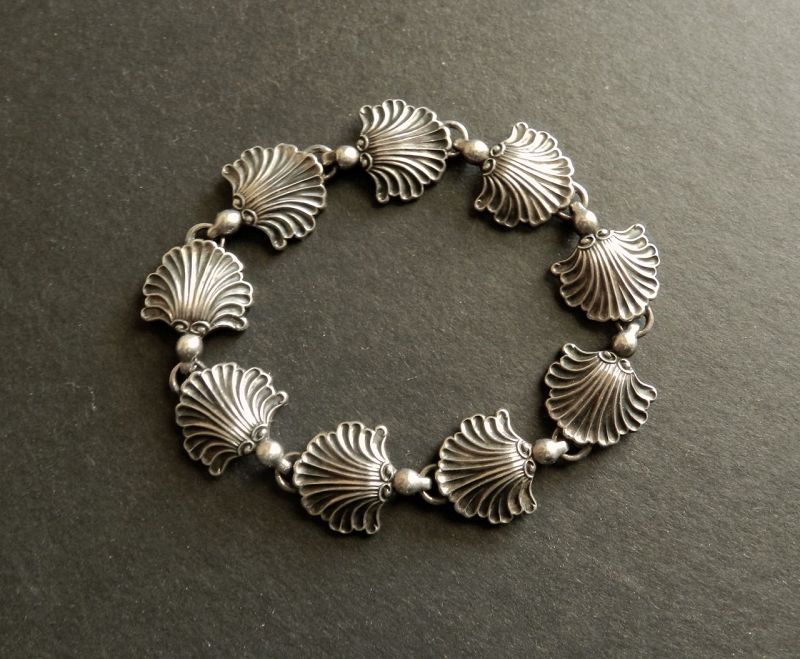 Unique Sterling 2024 Silver and Shell Bracelet made by Salem