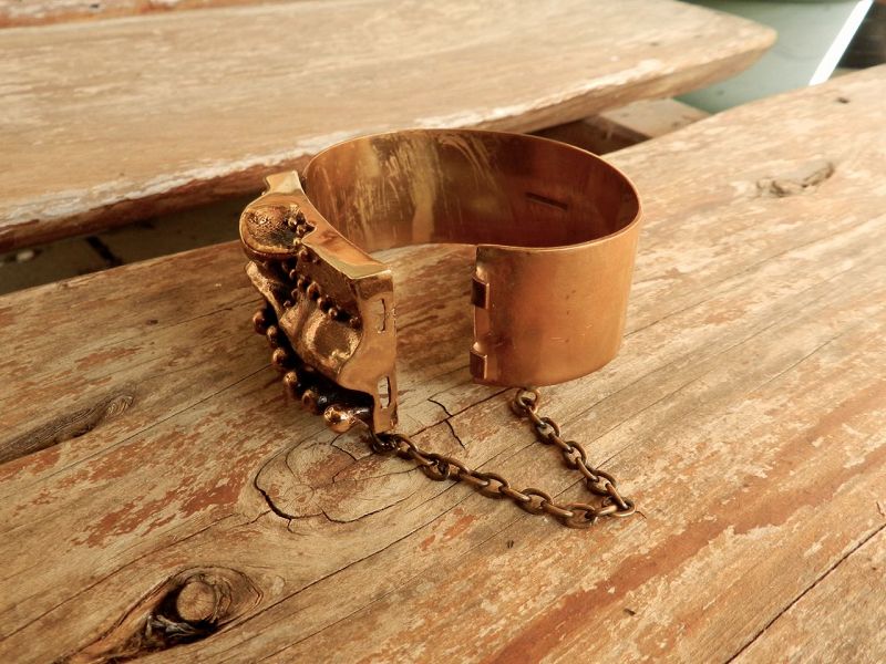 Hannu Ikonen Finland Large Bronze Bracelet Modernist Hook Closure