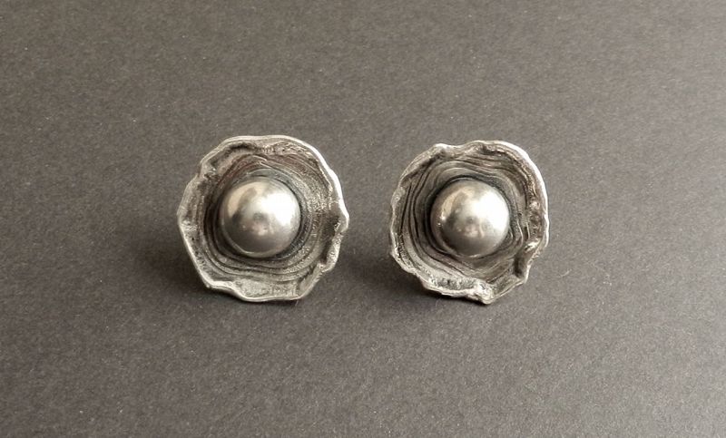 Macefield Stylized Sterling Hand Wrought Modernist Oyster Earrings MCM