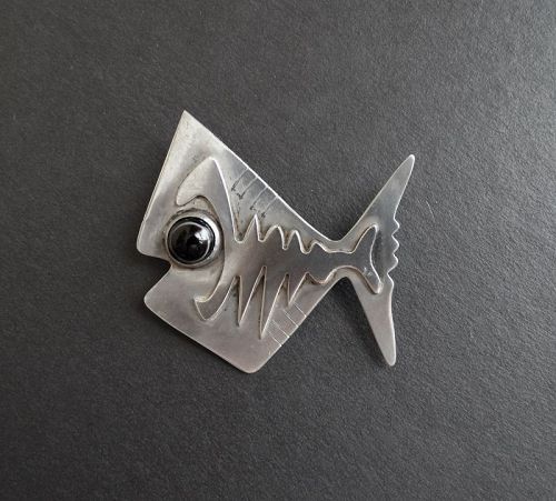 Frank Miraglia Sterling Silver Happy Fish Brooch Art Glass Eye Vintage