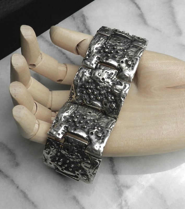 Robert Larin Vintage Modernist Bracelet Silver Plated Pewter Canada