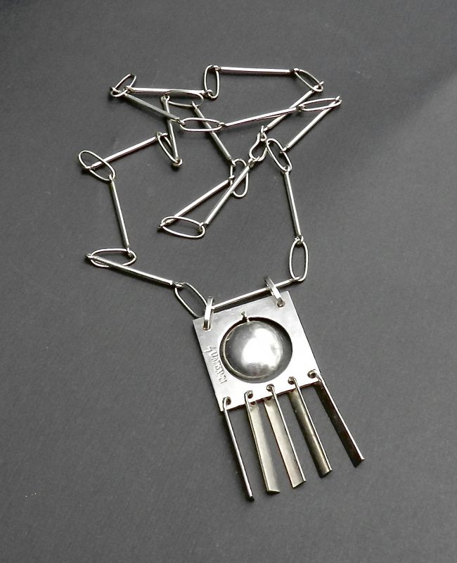 Vintage Modernist Oswaldo Guayasamin Pendant &amp; Chain 900 Silver Signed