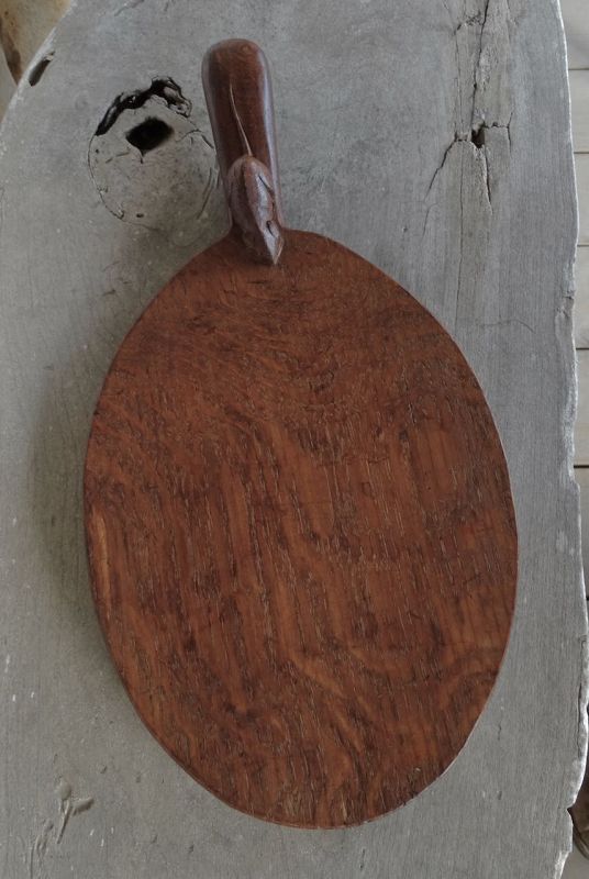 Vintage MOUSEMAN Robert Thompson Carved Mouse Oak Cheese Board