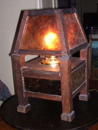 Prairie Style Arts and Crafts Oak and Mica Lamp