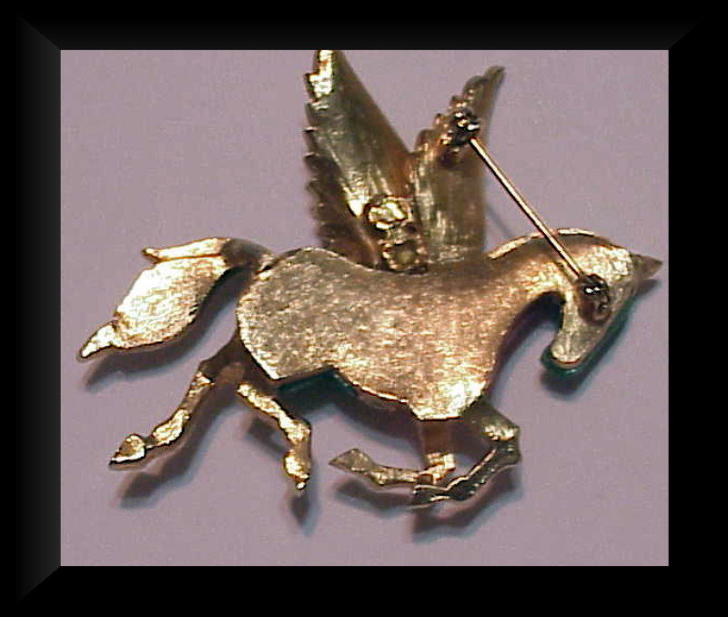 Hattie Carnegie Pegasus fantasy horse pin-unsigned
