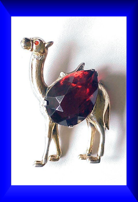 Reja sterling faux ruby belly camel brooch / pin