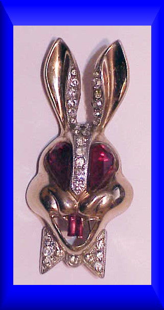 Karu Fifth Avenue whimsical smiling rabbit brooch