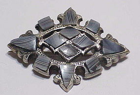 Scottish sterling dove gray Montrose agate brooch