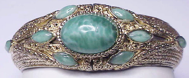 Hobe jade colored cabochons bangle bracelet