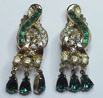 Coro A. Katz clef shaped drop earrings
