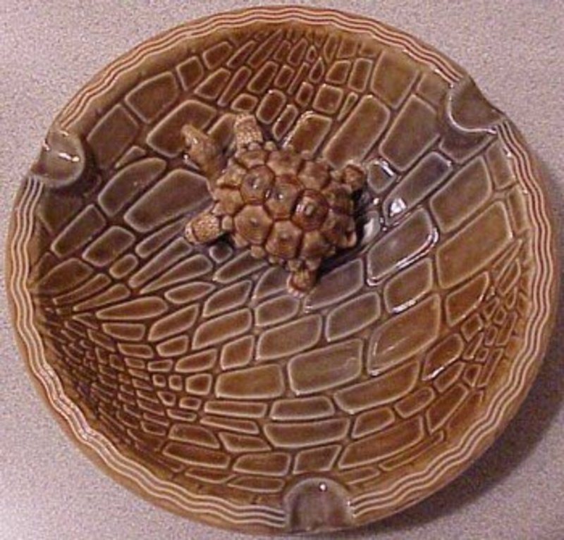 Wade Large tortoise ashbowl / ashtray