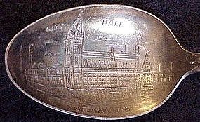 Sterling souvenir spoon: Milwaukee Wisconsin City Hall