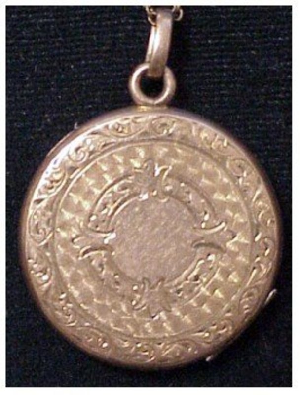 Vintage gold filled round locket  & 16" chain