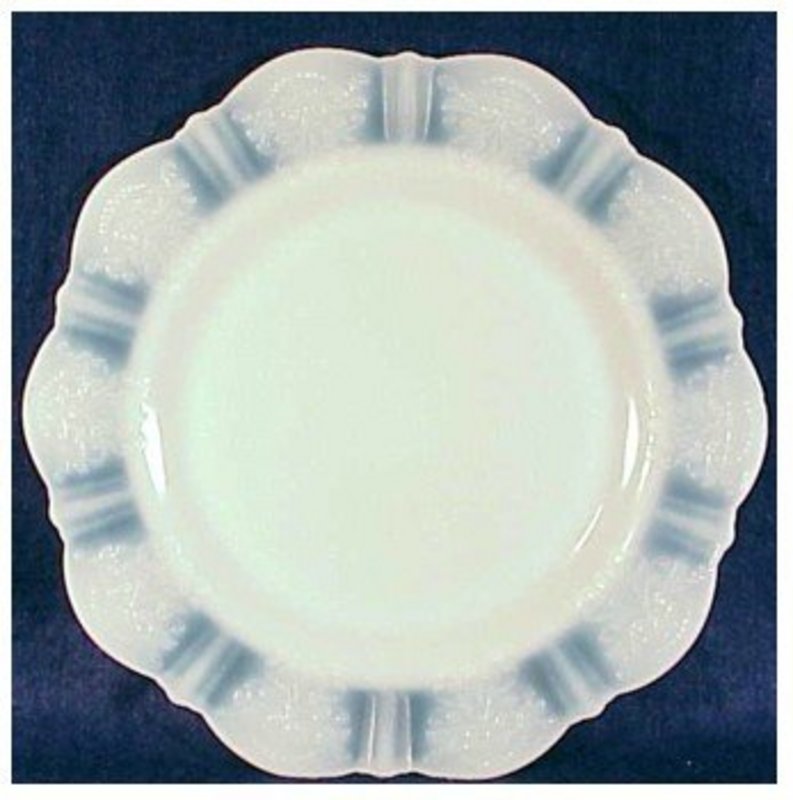 American Sweetheart &quot;Monax&quot; 9&quot; luncheon plate