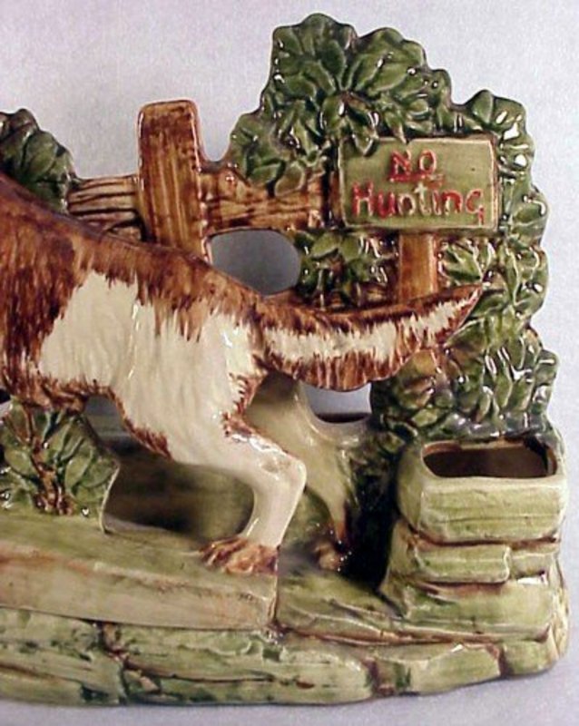 McCoy bird dog planter 1954, natural hand decorated