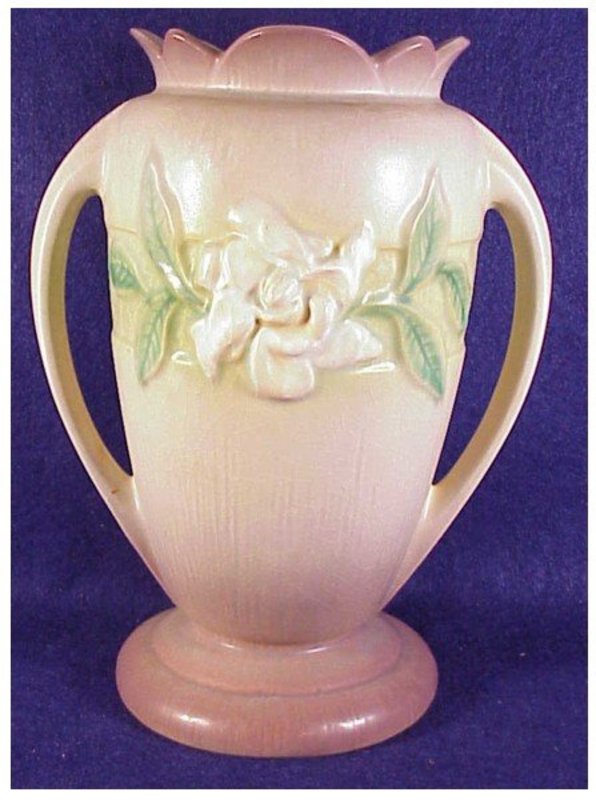 Roseville Gardenia vase # 686-10 silver haze gray