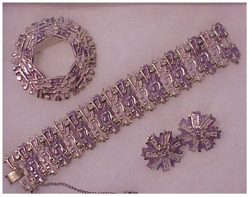 Coro Pegasus Lavender bracelet,pin & earrings