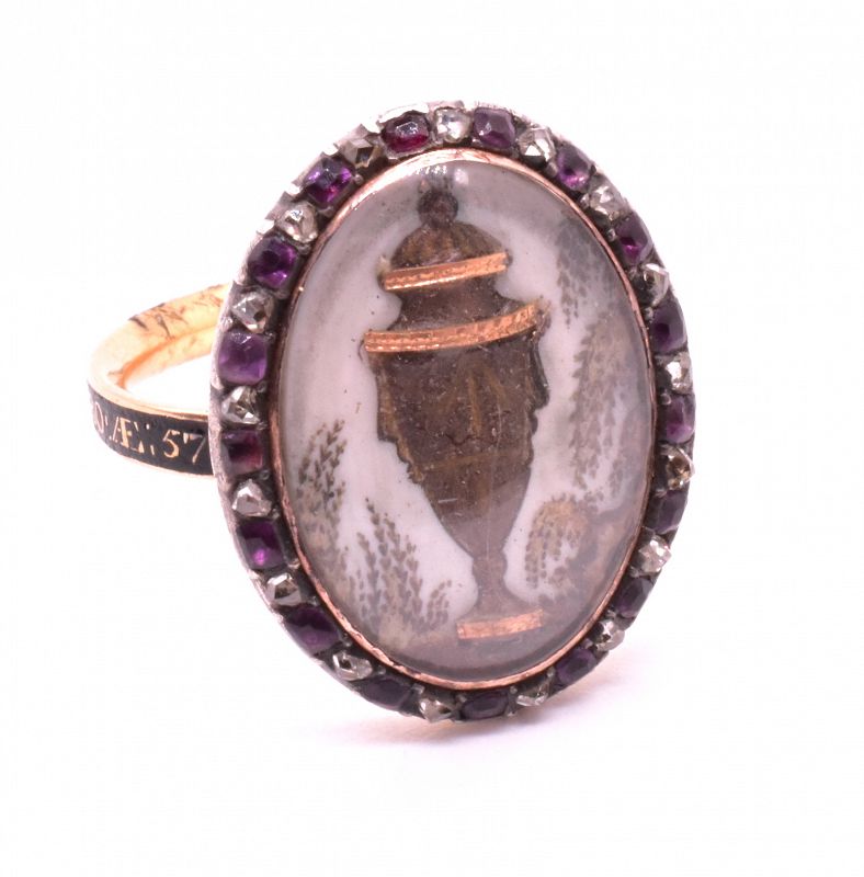 Memorial 18K, diamond and amethyst with hair paint Ring