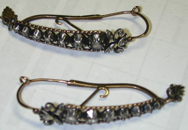 Earrings of diamonds set in 15K gold & silver, French