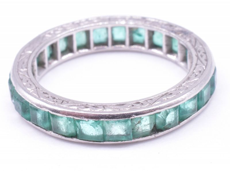 Art Deco Emerald Eternity Band Ring in 15K White Gold, Size 3.5