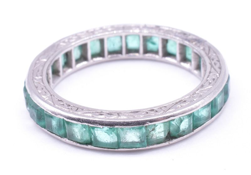 Art Deco Emerald Eternity Band Ring in 15K White Gold, Size 3.5