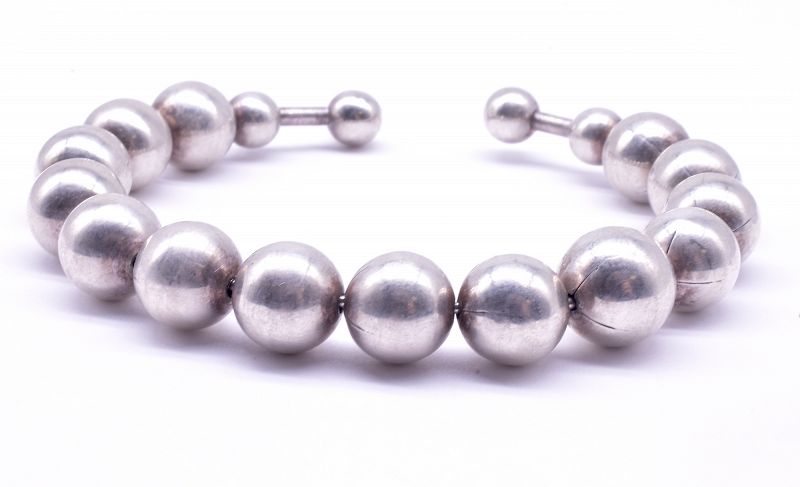 Retro Flexible Bracelet of Graduated 925 Sterling Silver Balls