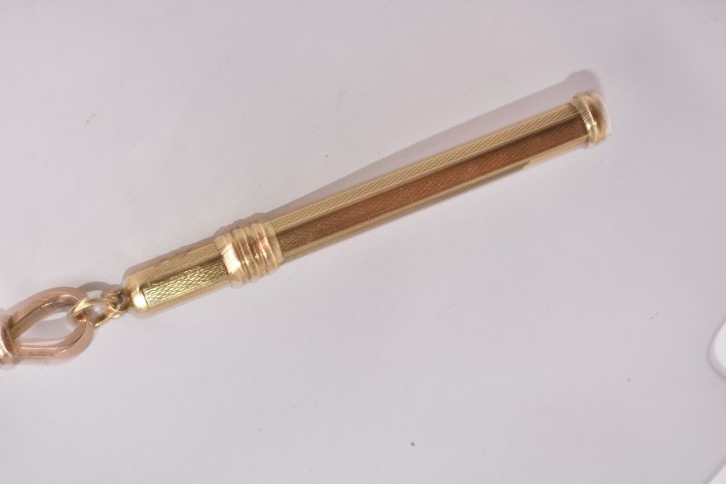 C1930 9 Karat Gold Toothpick Pendant