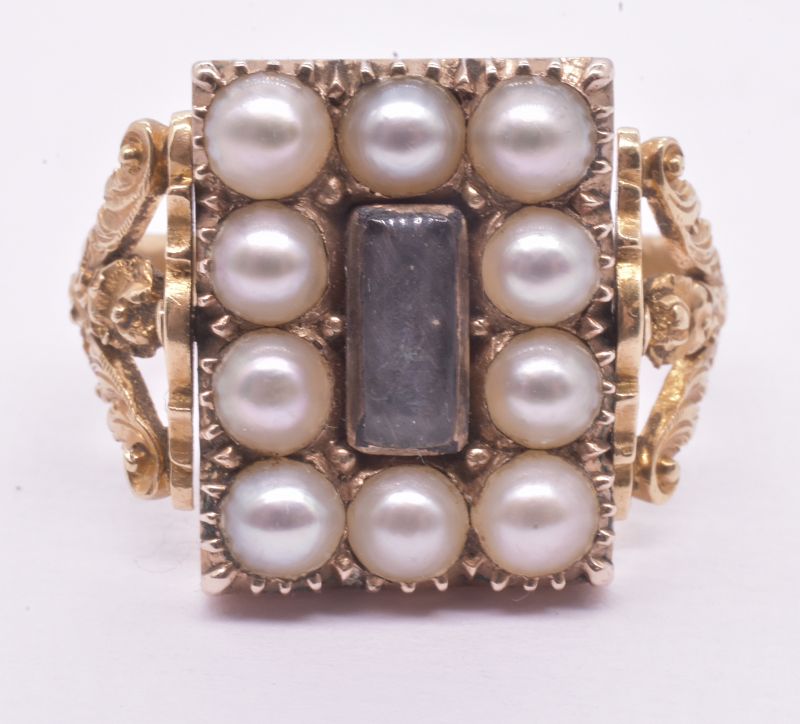 C1810 Two Sided Memorial Swivel Ring of Pearls and Enamel